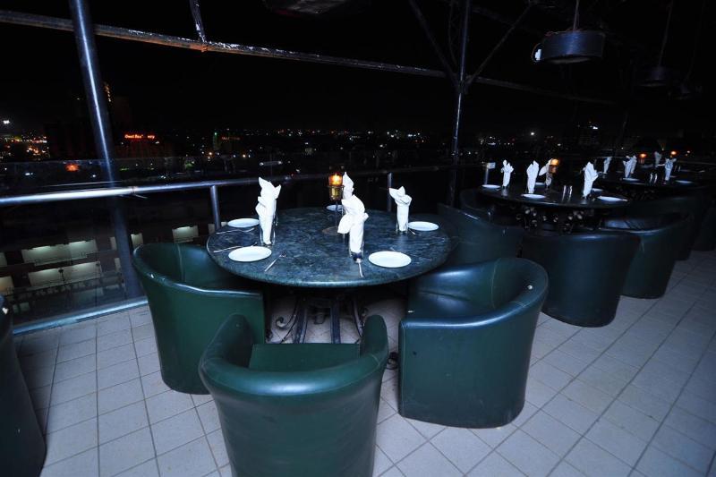 Infiniti Hotel And Spa Indore Exterior photo